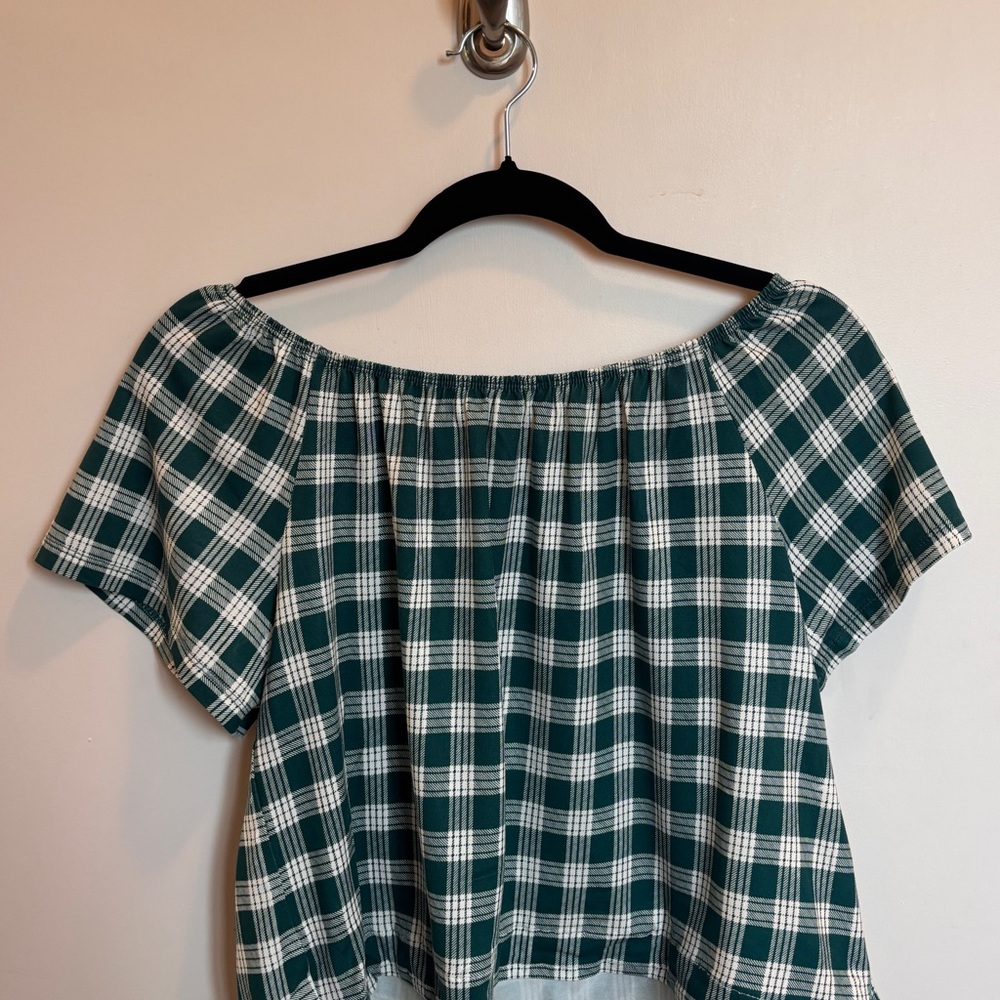 Kiele off-the-shoulder Green Palaka Top
